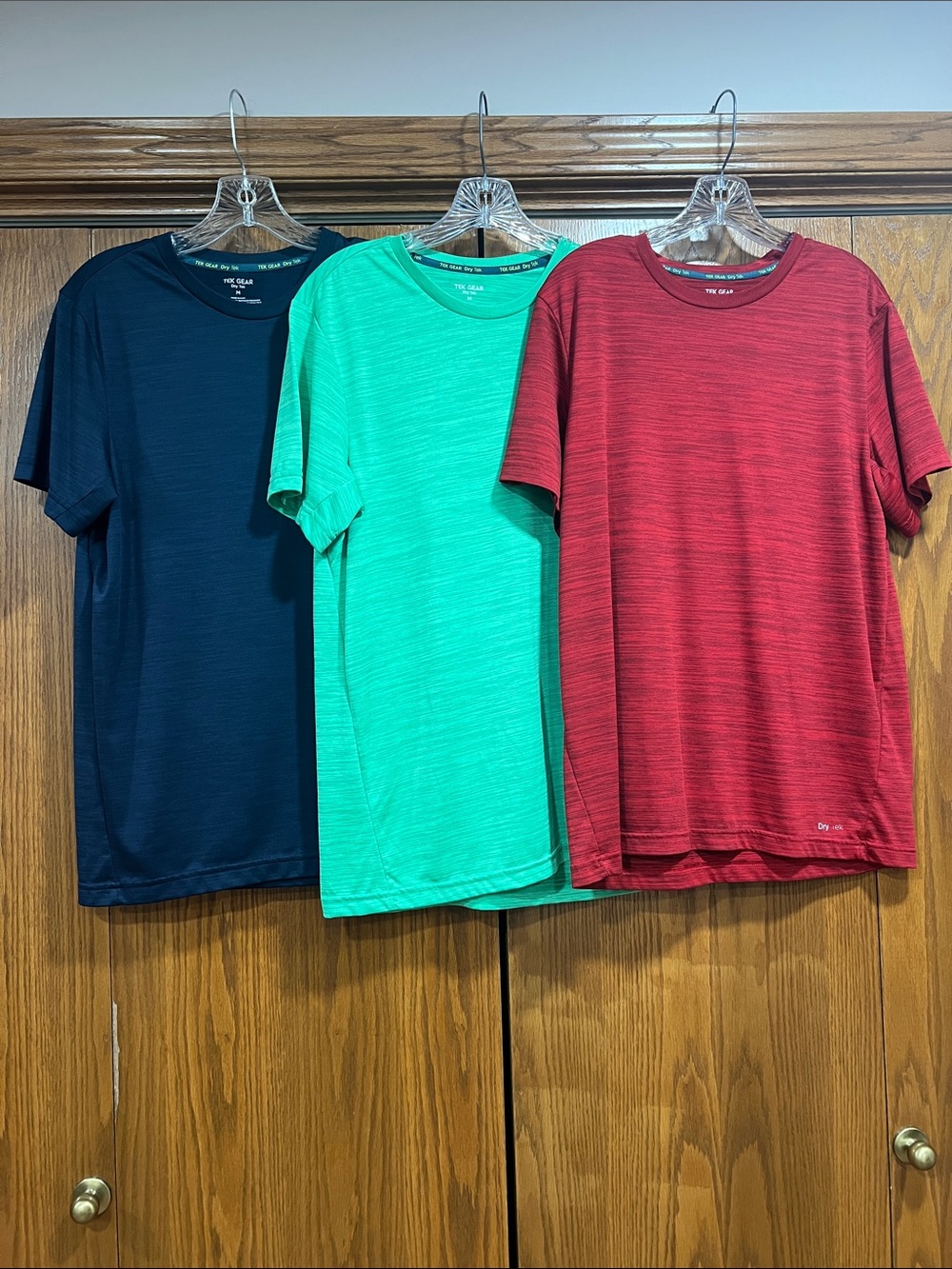 BUNDLE (3) Tek Gear dry Tek shirts